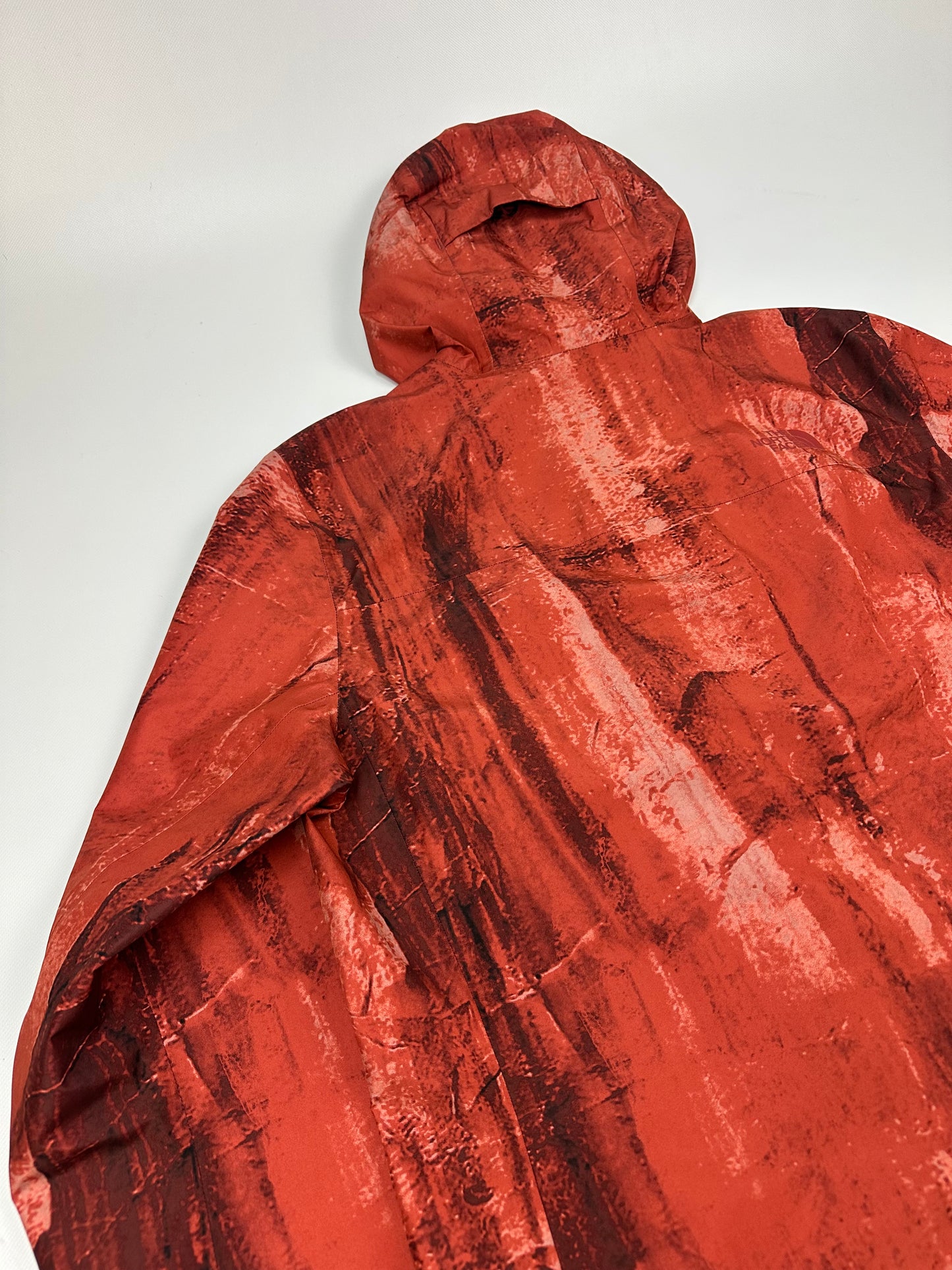The North Face Regenjacke rot Gr. M