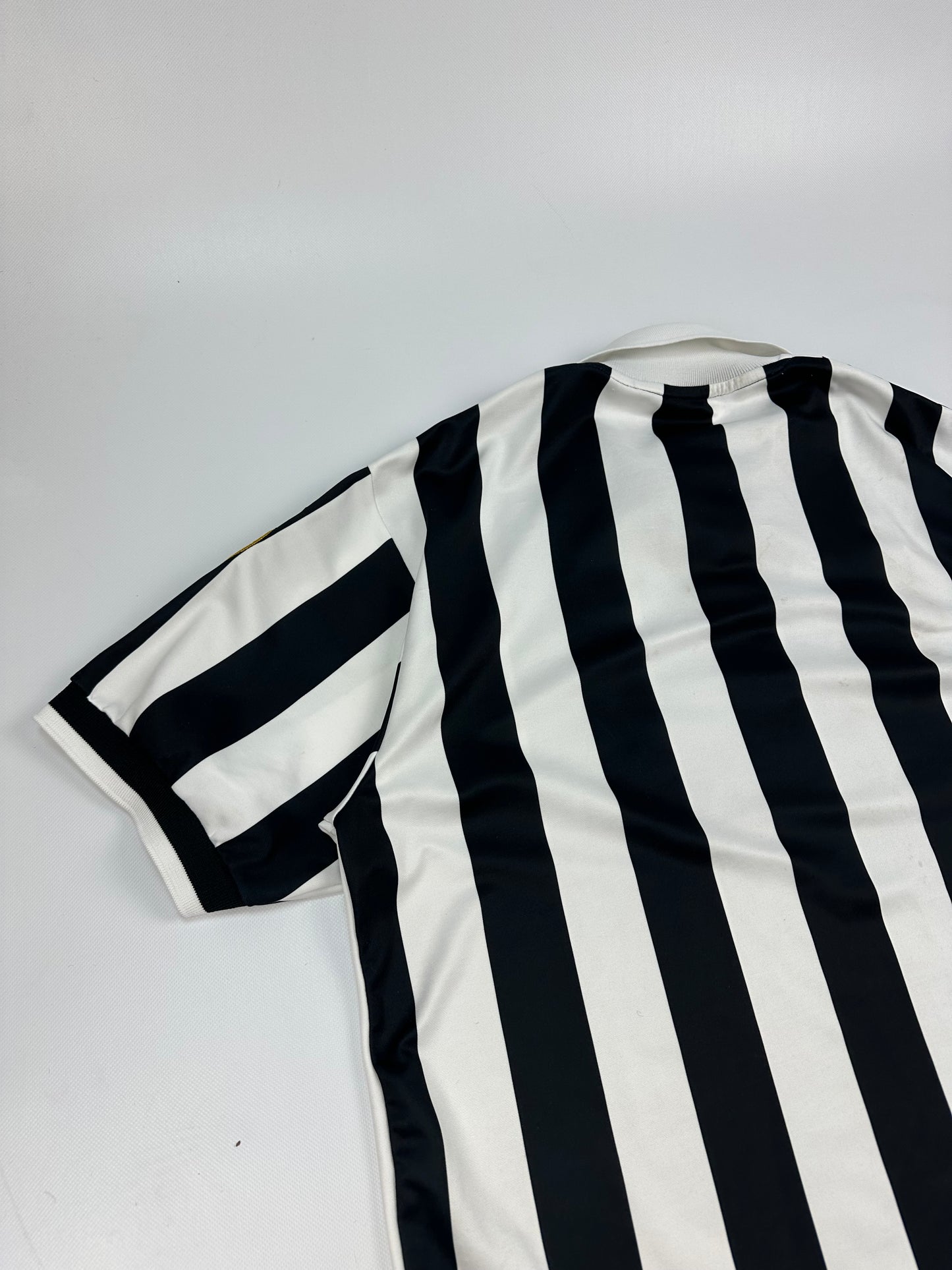 Vintage Kappa Juventus Turin Jersey schwarz/weiß Gr. XL