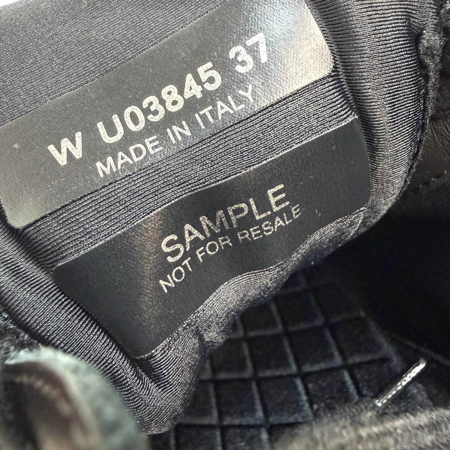 Chanel Sneaker schwarz Uniform & Sample Gr. 37