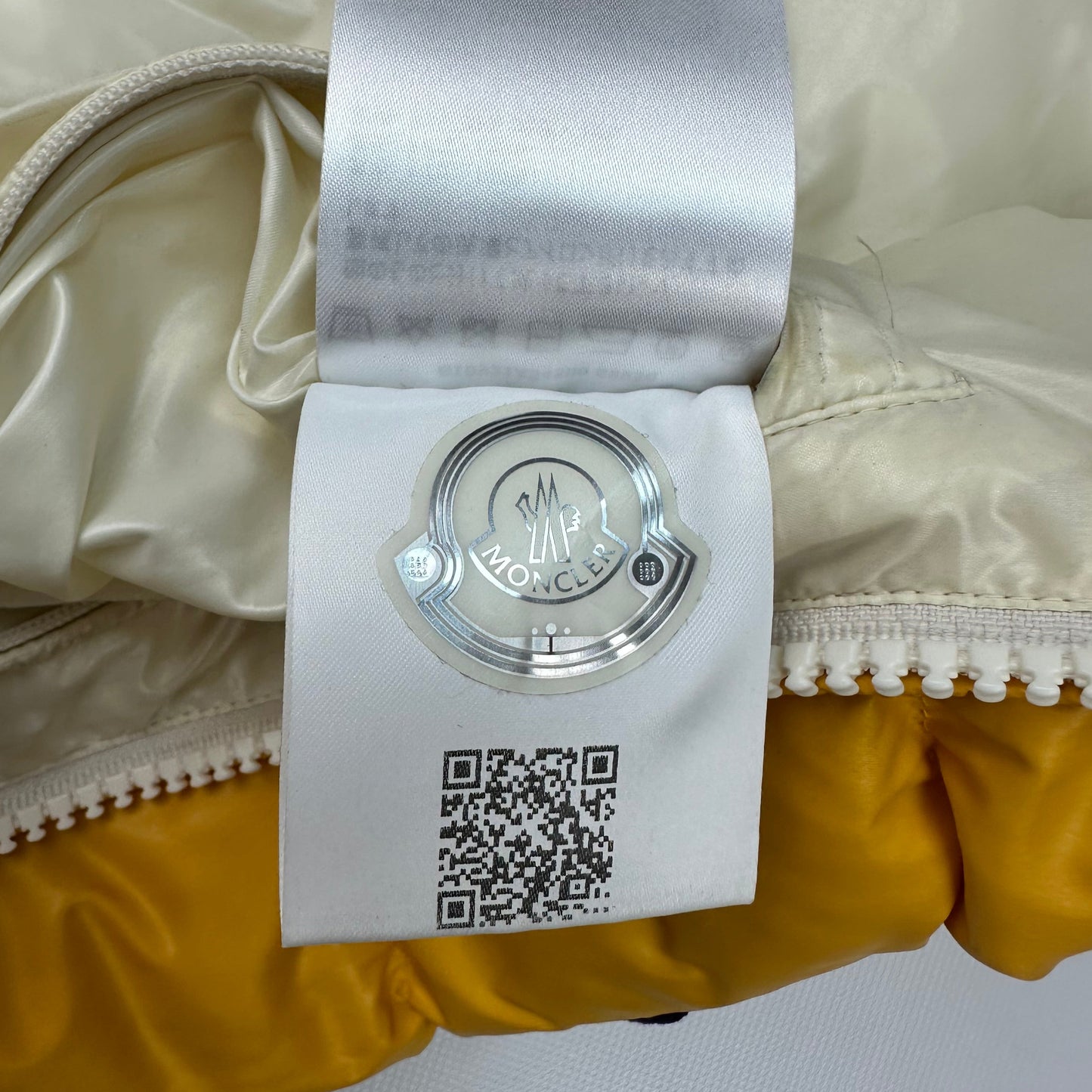 Moncler Park Genius 1952 Daunen Weste gelb M (2)