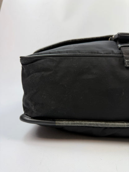 Prada Nylon Sidebag schwarz