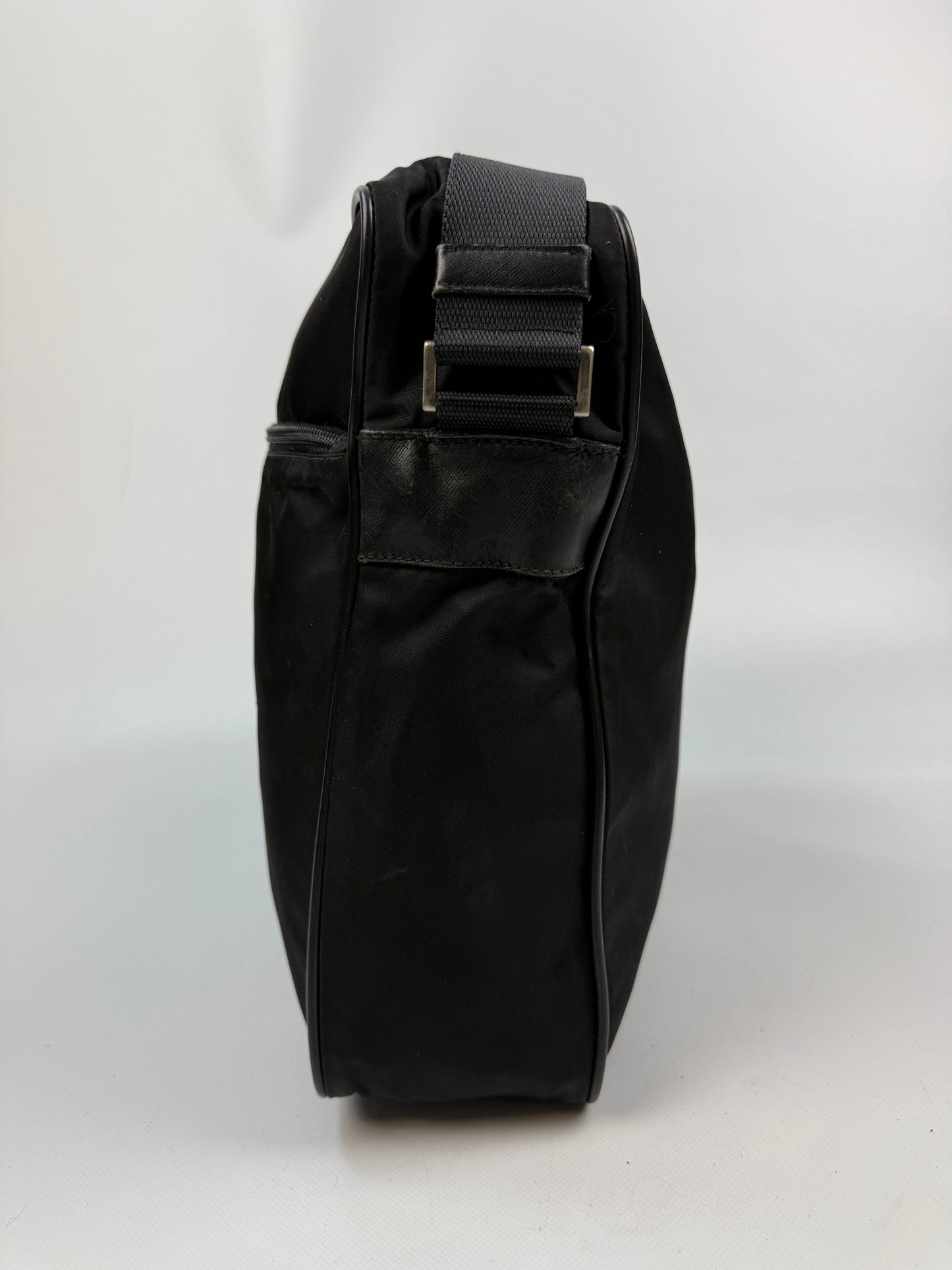 Prada Nylon Sidebag schwarz