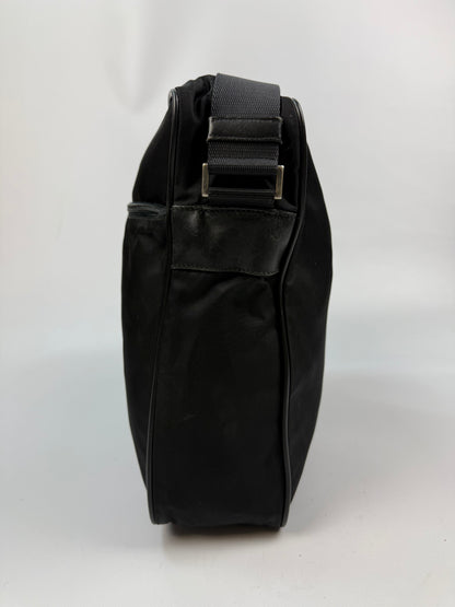 Prada Nylon Sidebag schwarz
