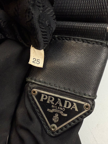 Prada Nylon Sidebag schwarz