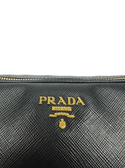 Prada Umhängetasche schwarz/gold