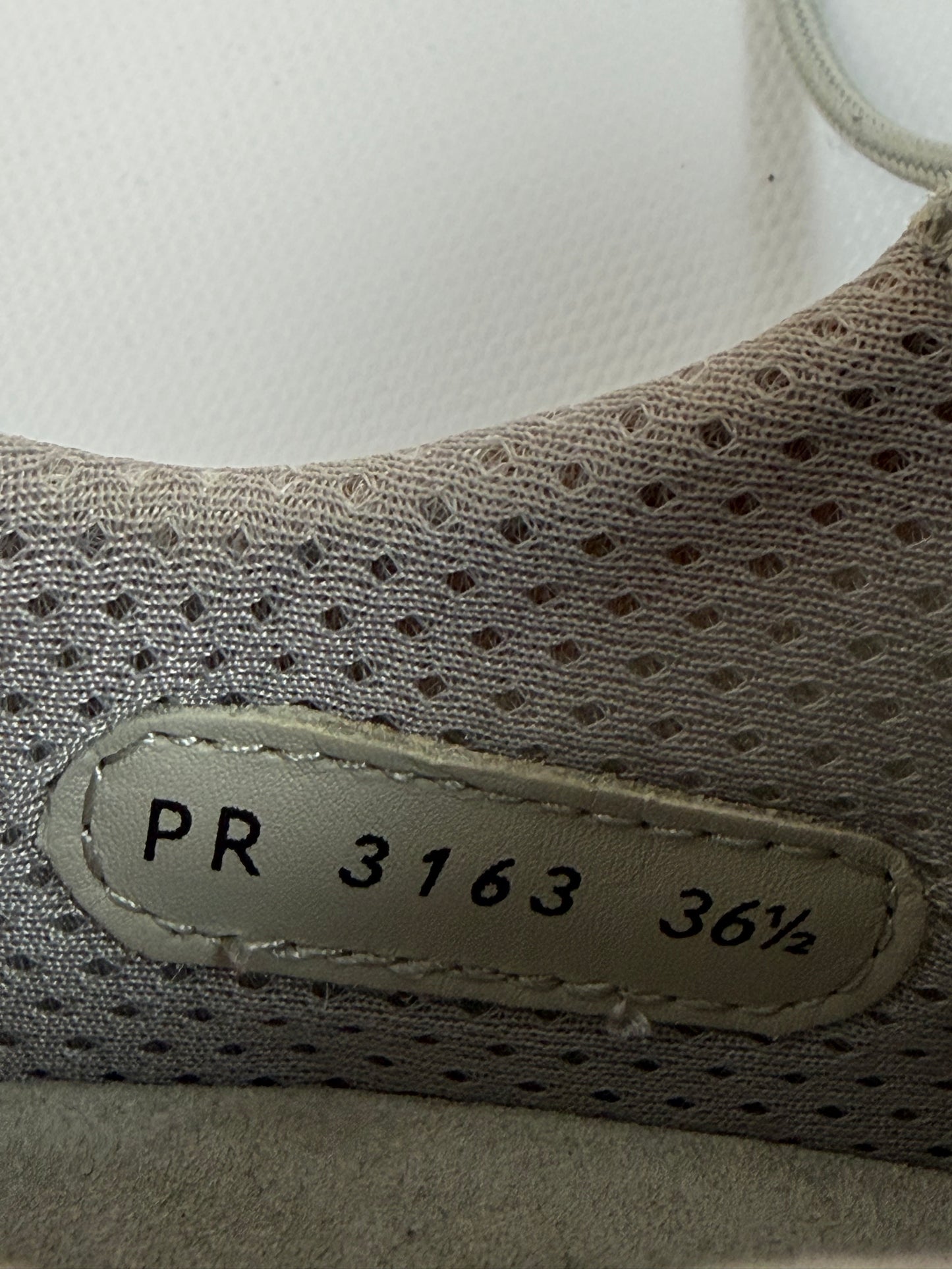 Vintage Prada Cups beige Gr. 36,5