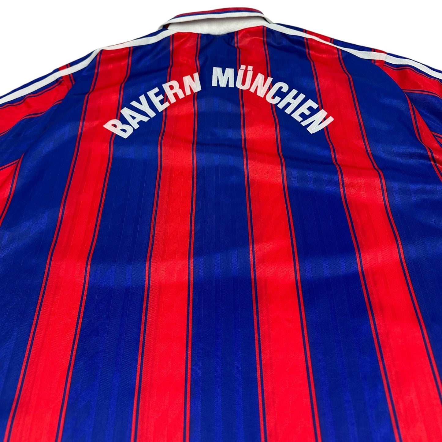 Vintage Adidas FC Bayern Fußball Trikot blau / rot L
