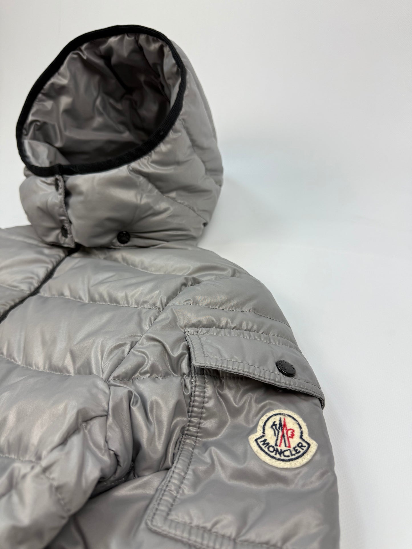 Moncler Daunenjacke grau Damen (14Y/S)