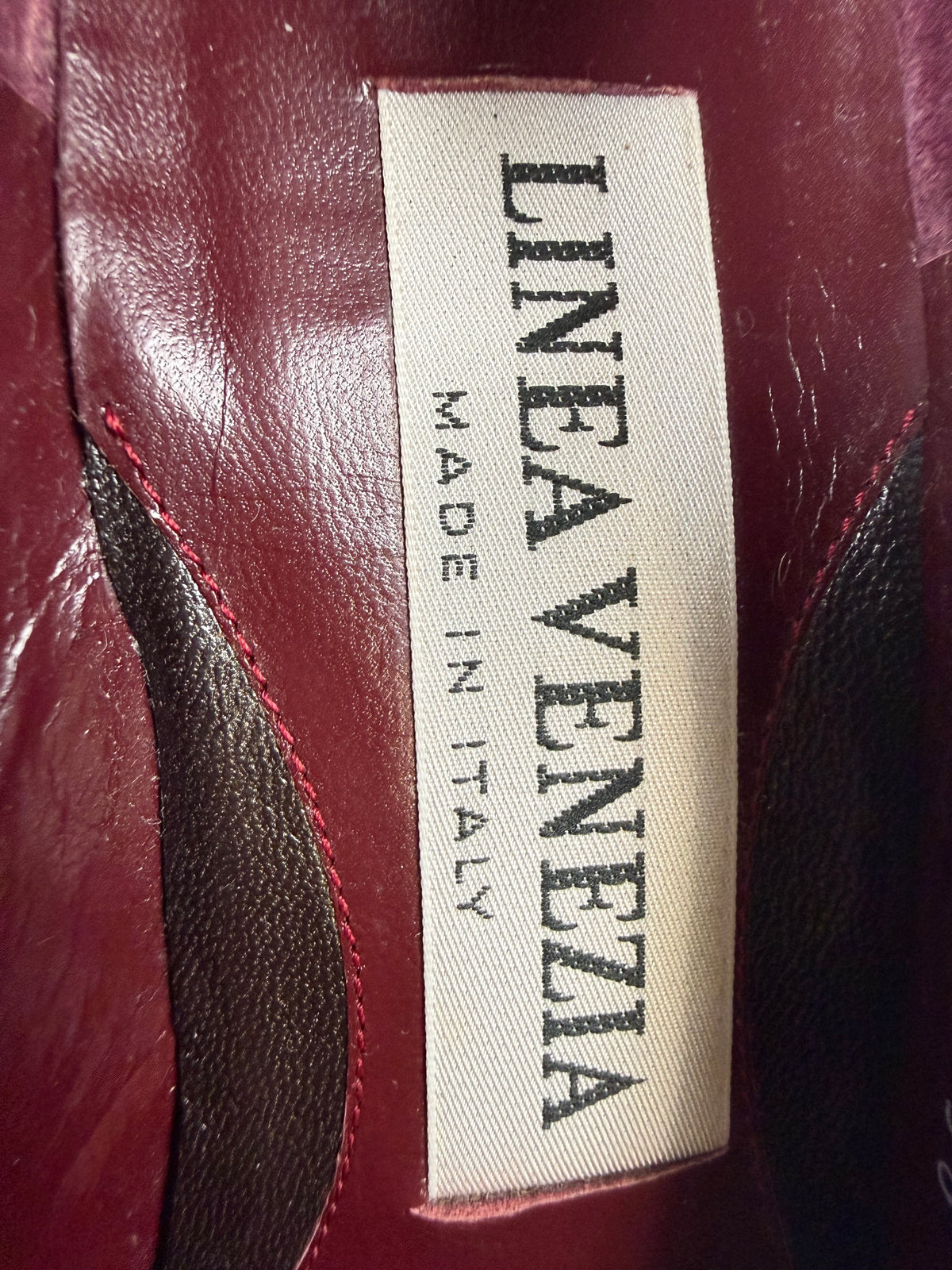 Vintage Vicari Heel