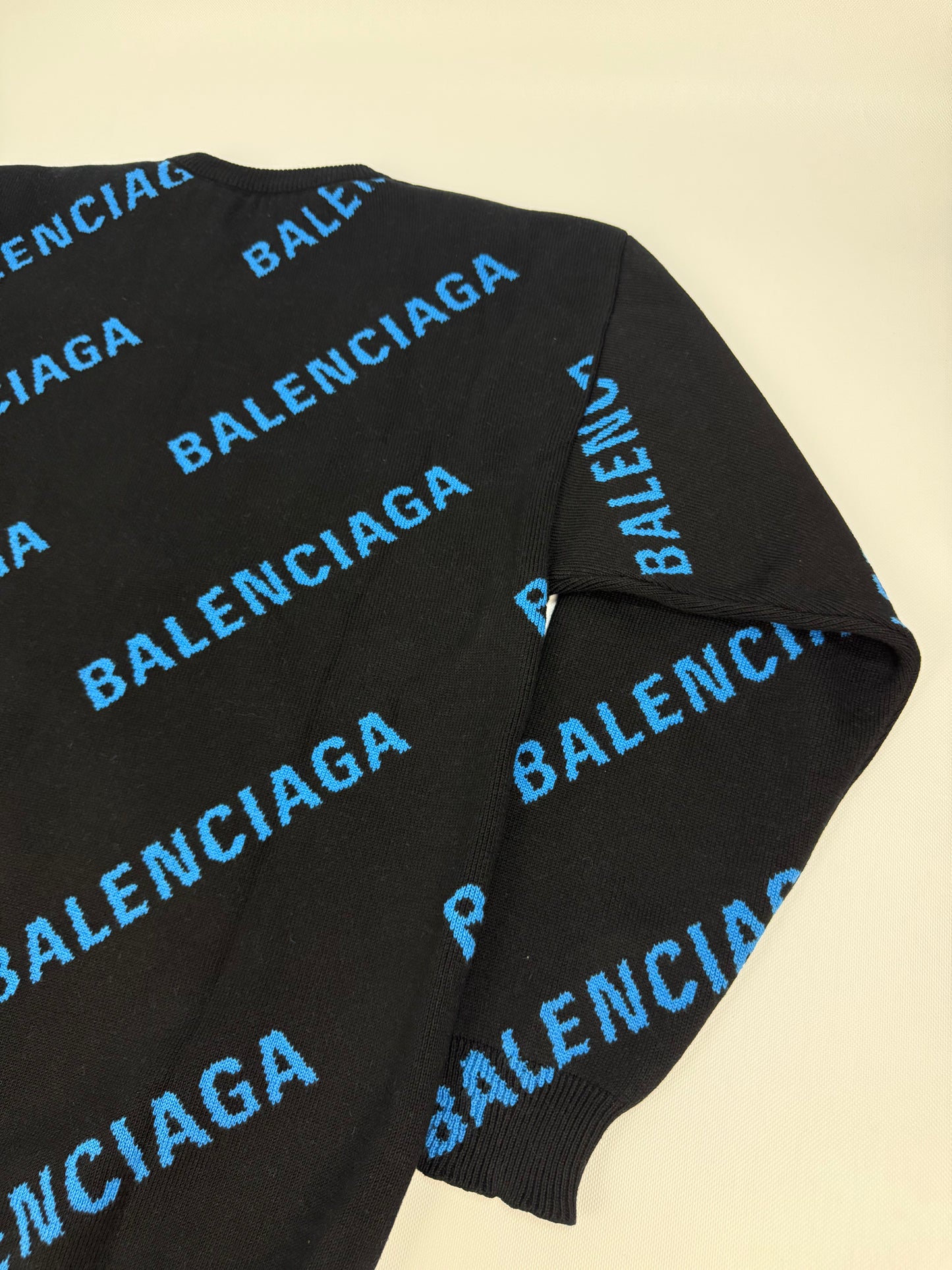 Balenciaga Pullover blau / schwarz Gr. S
