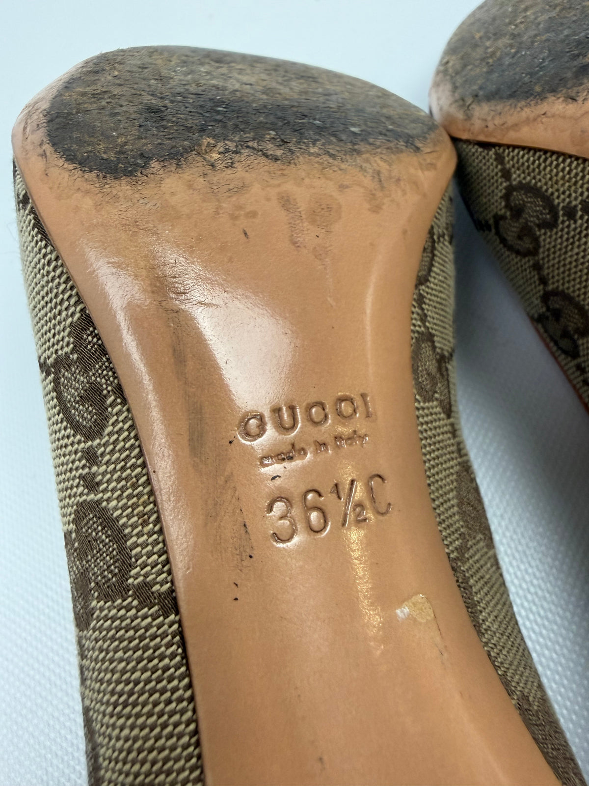 Vintage Gucci Heel