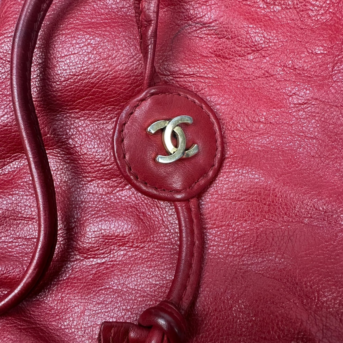 Vintage Chanel Handtasche rot / gold