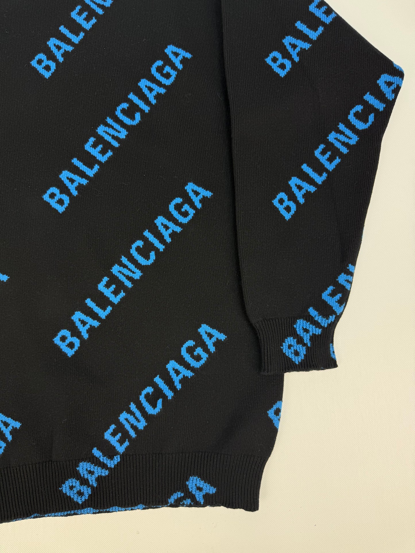 Balenciaga Pullover blau / schwarz Gr. S