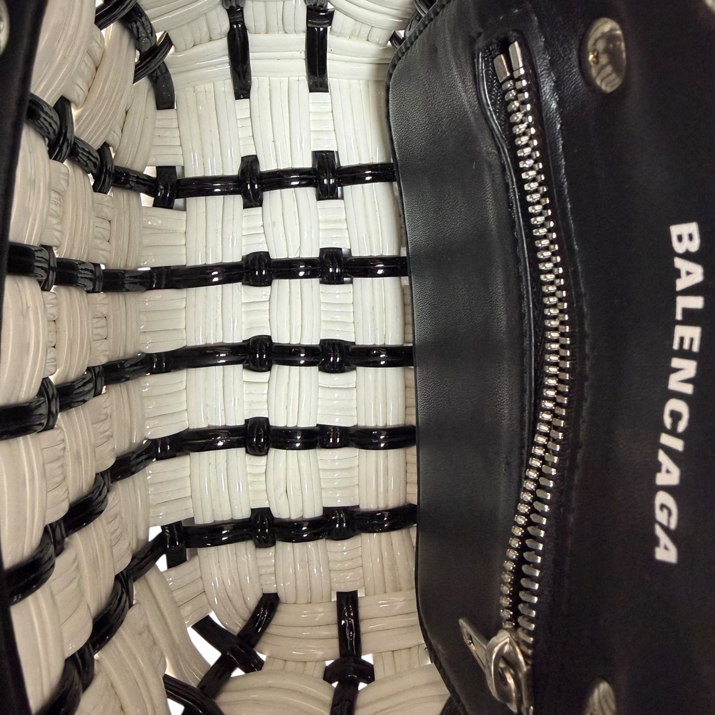 Balenciaga Bistro Panier Shopper klein schwarz / weiß