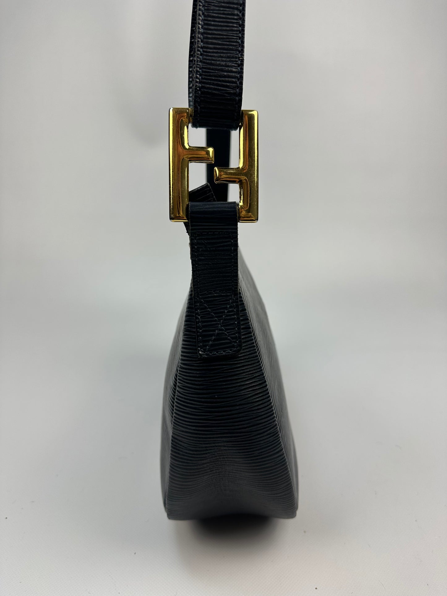 Vintage Fendi Umhängetasche navy blau/gold