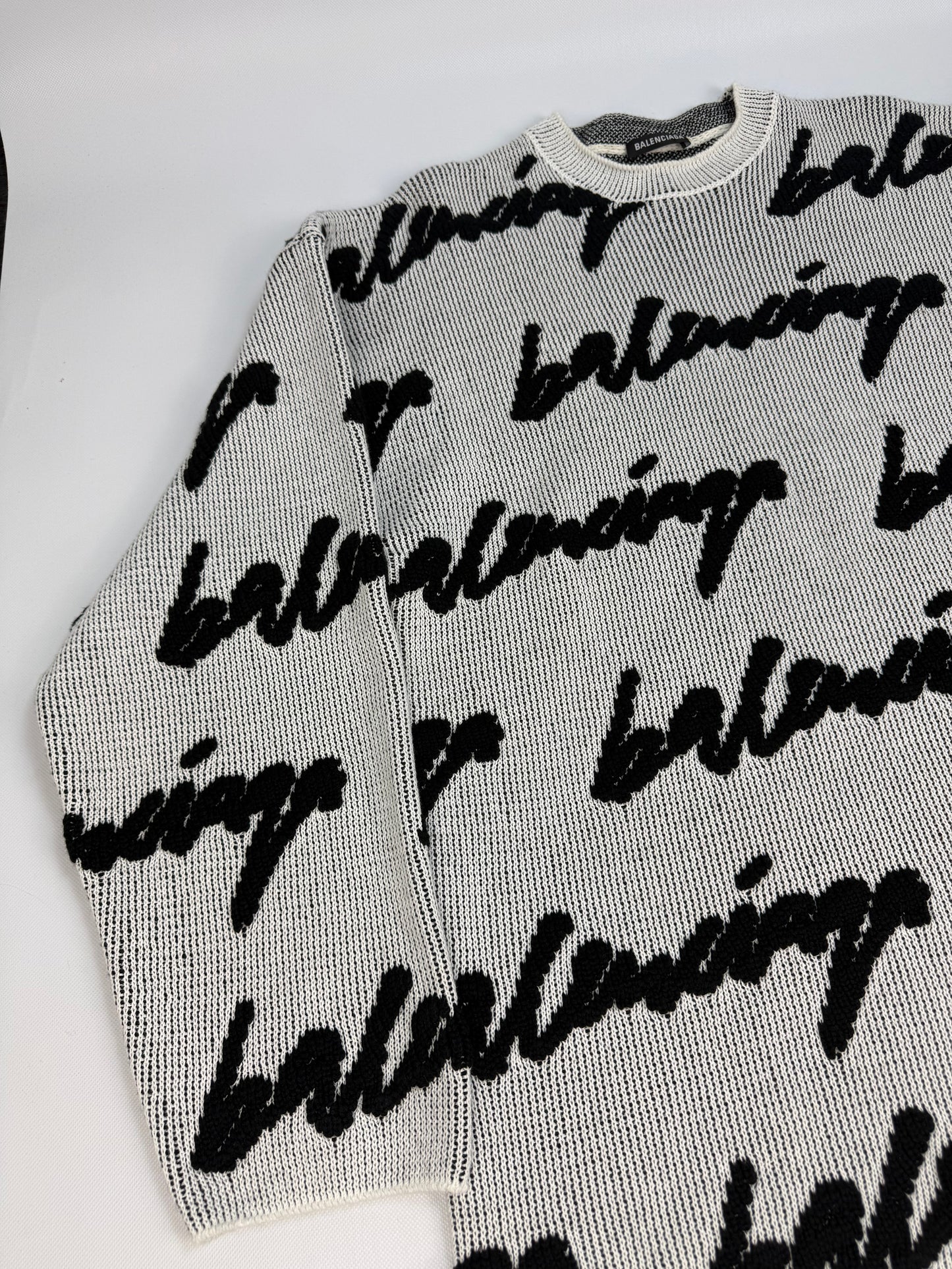 Balenciaga Pullover weiß / schwarz Gr. M
