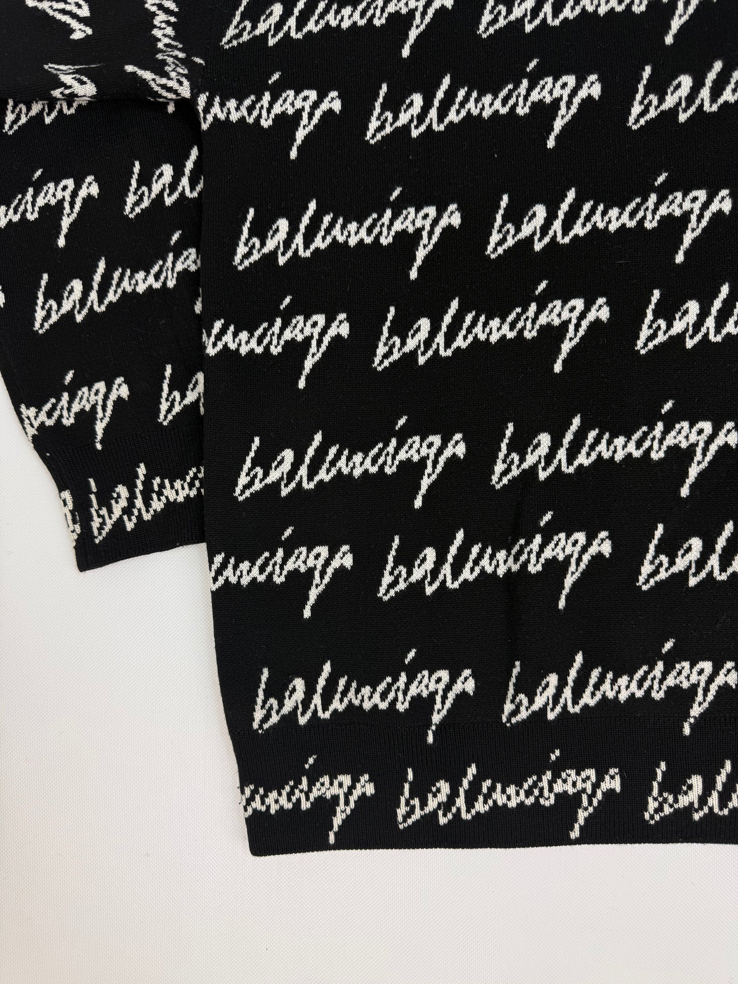 Balenciaga Pullover schwarz / weiß Gr. Frauen XL