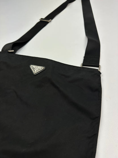 Vintage Prada Nylon Messenger Umhängetasche schwarz