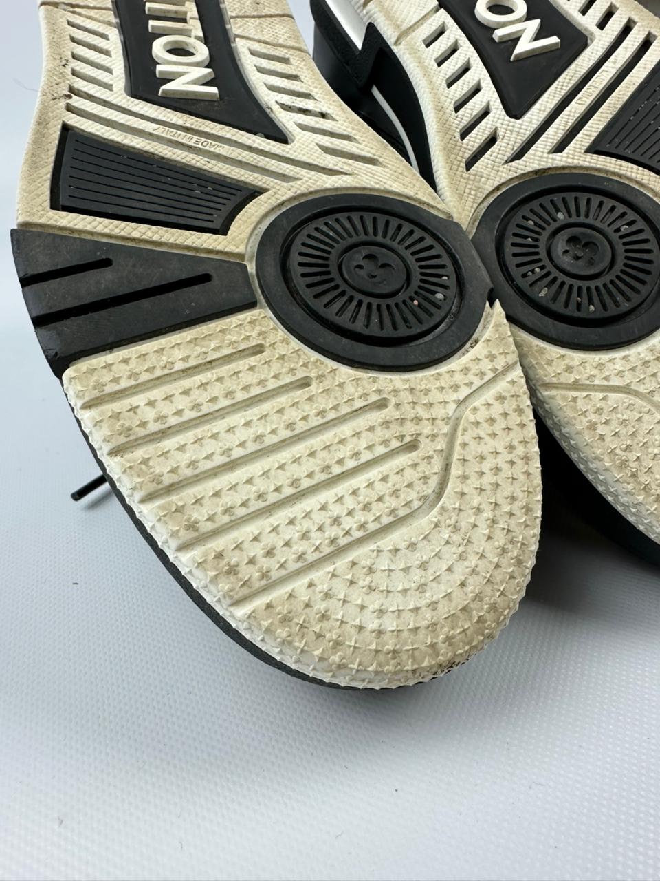 Louis Vuitton skate sneakers black size 41