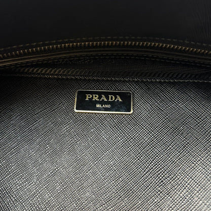 Vintage Prada Fuoco Saffiano Lux Handtasche schwarz