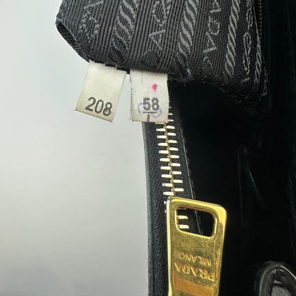 Vintage Prada Fuoco Saffiano Lux Handtasche schwarz