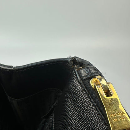 Vintage Prada Fuoco Saffiano Lux Handtasche schwarz