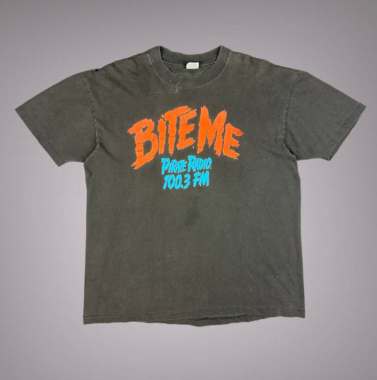 Vintage "Bite Me" Pirate Radio T-Shirt schwarz XL