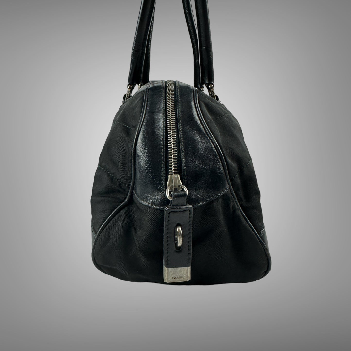 Vintage Prada Tessuto Handtasche schwarz