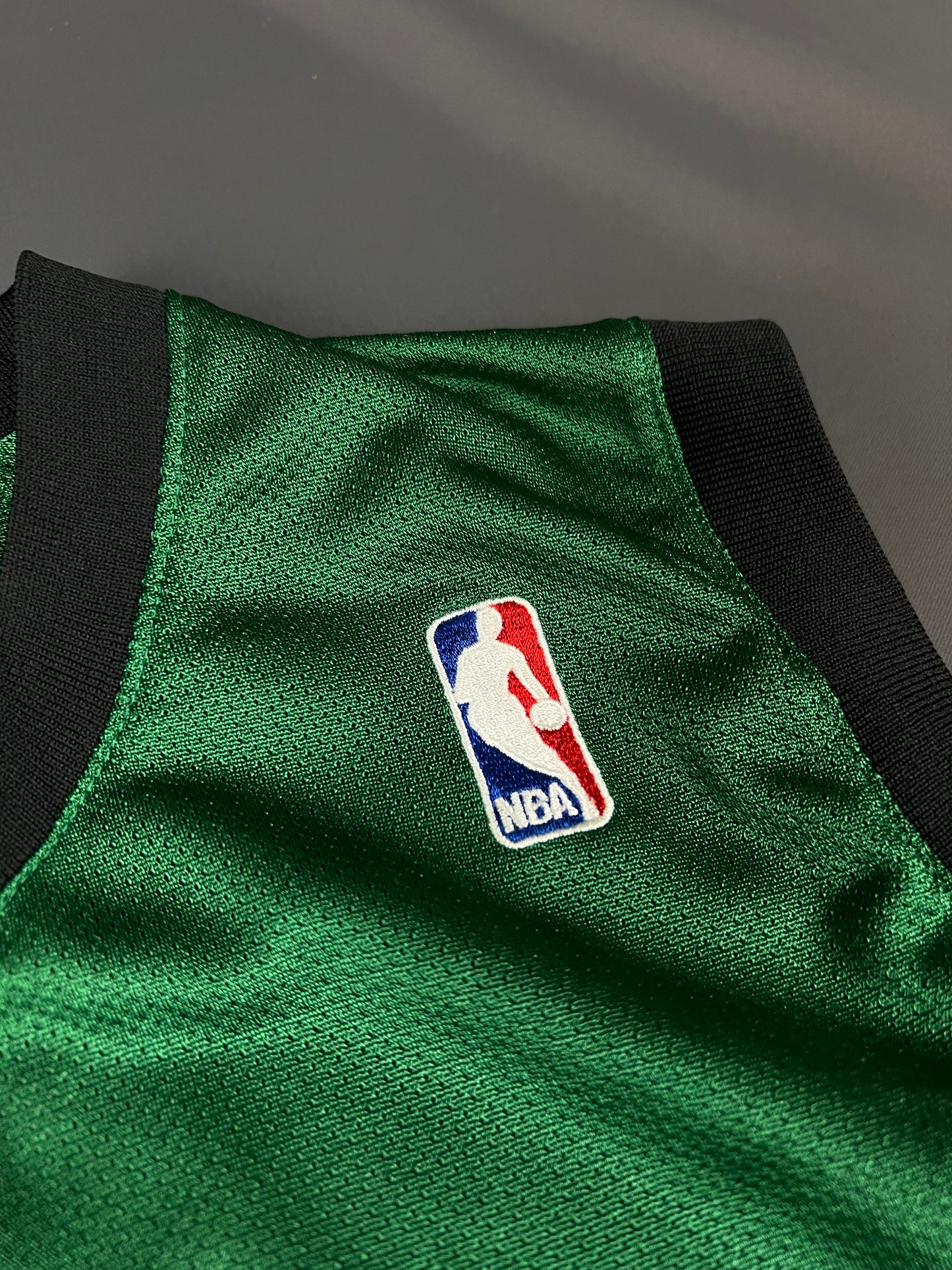 Vintage Adidas NBA Boston Jersey “Pierce” green XL